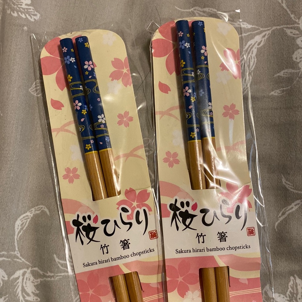 Sakura Hirari Bamboo Chopsticks